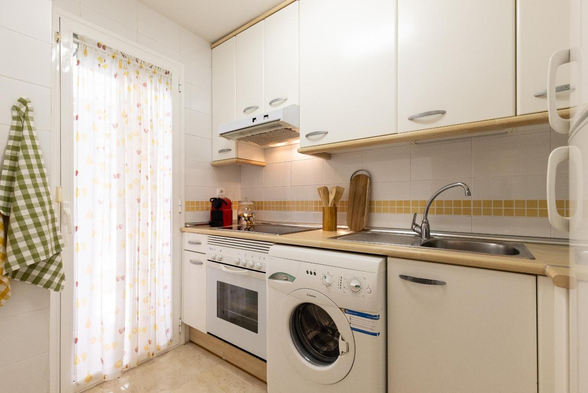 Uhc Golden Pineda Apartments 拉皮内达 外观 照片