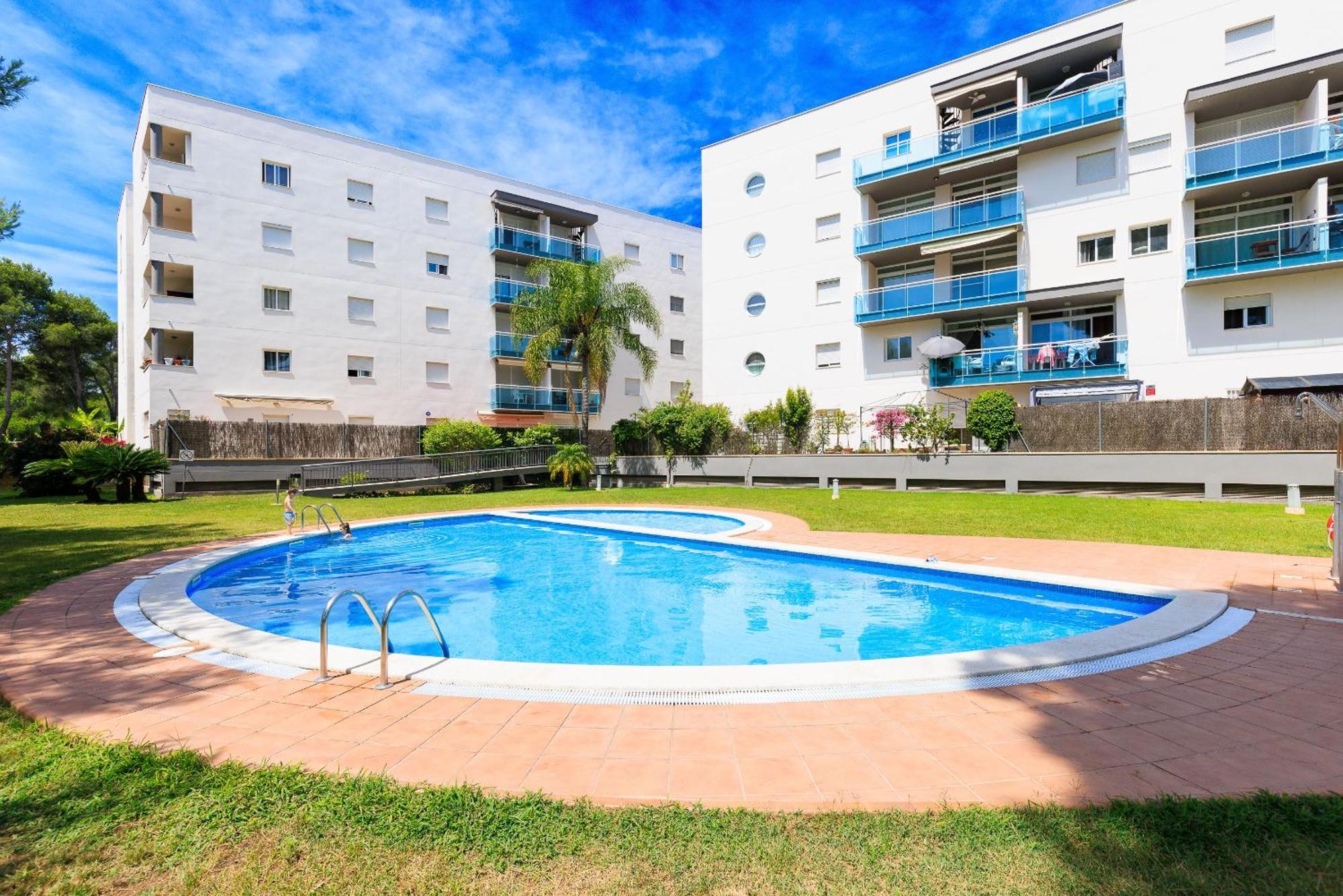 Uhc Golden Pineda Apartments 拉皮内达 外观 照片
